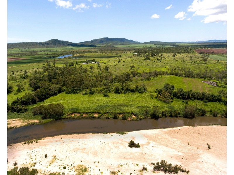 9545 Bruce Highway, Bloomsbury QLD 4799