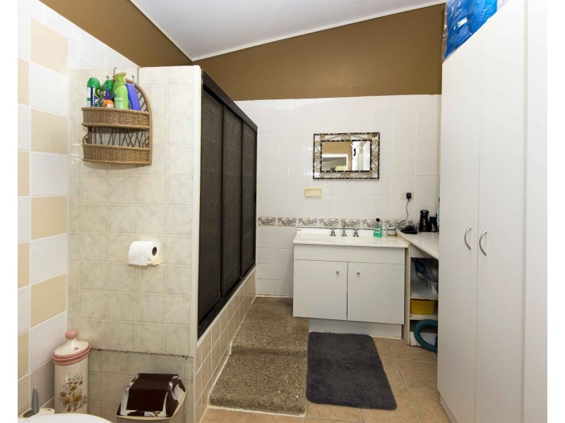 220 Staffords Road,, Bloomsbury QLD 4799