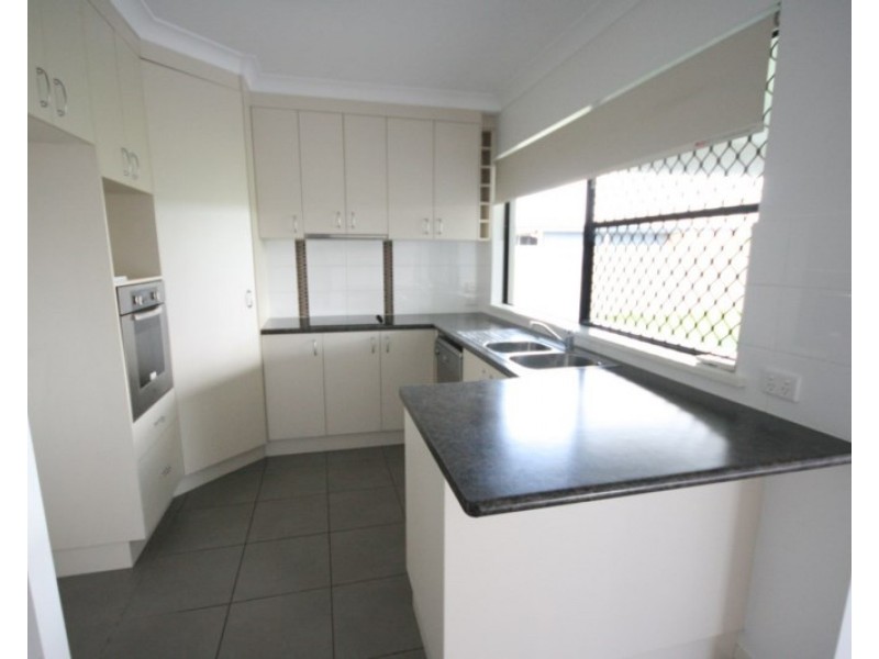 11 Millenium Drive, Sarina QLD 4737