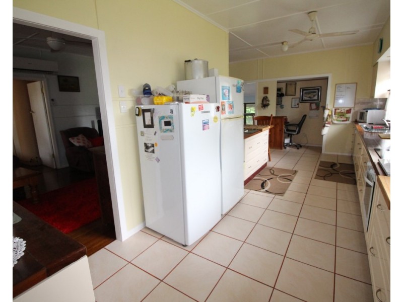 4 Swan Road, Koumala QLD 4738