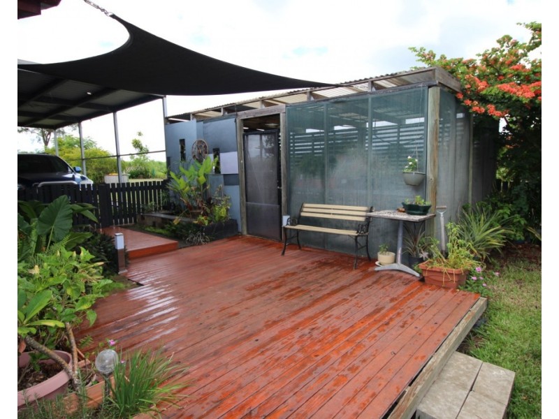 4 Swan Road, Koumala QLD 4738