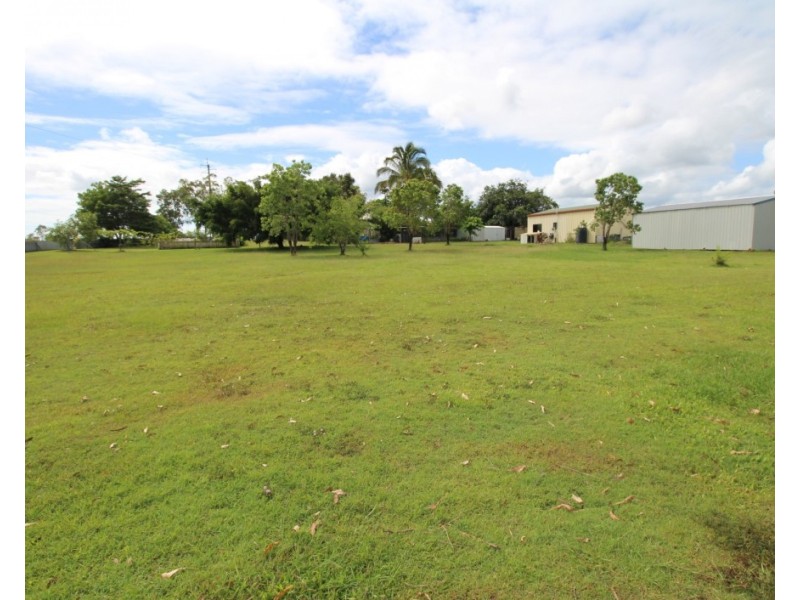 4 Swan Road, Koumala QLD 4738