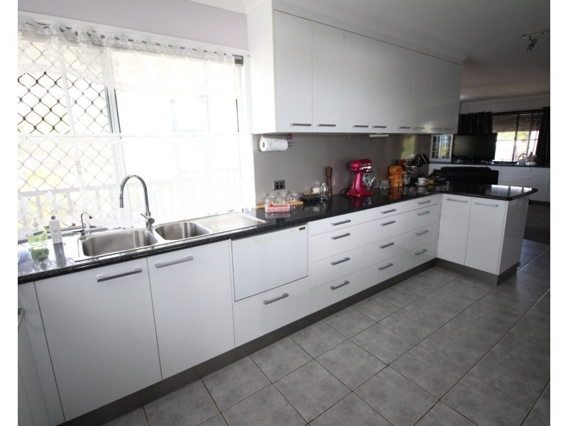 14 Penfold Street, Sarina QLD 4737