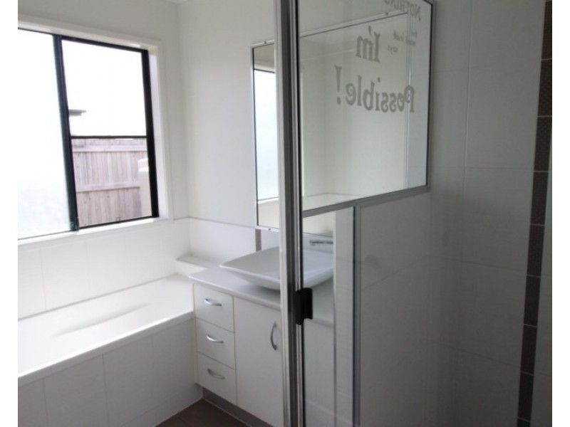 30 Millenuim Drive, Sarina QLD 4737