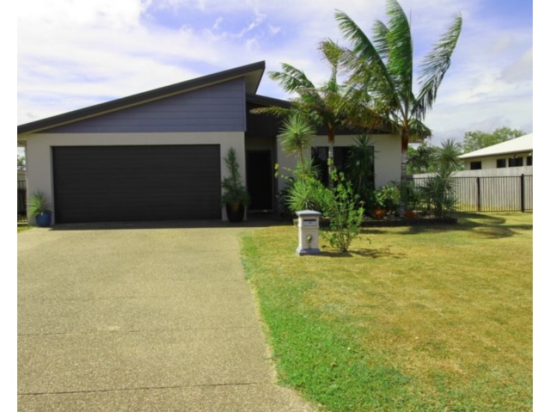 30 Millenuim Drive, Sarina QLD 4737