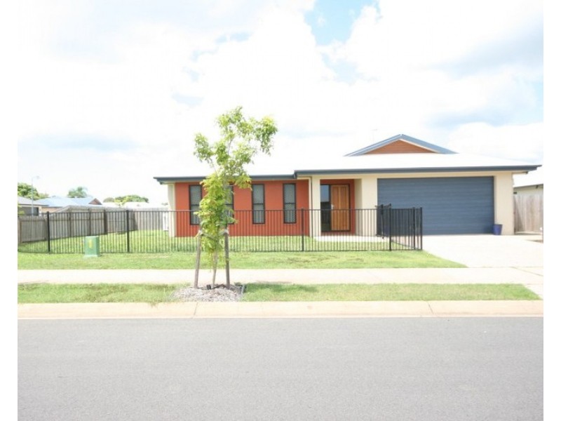 9 Millenium Drive, Sarina QLD 4737