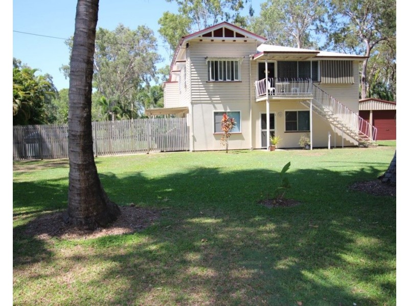 15 Crescent Street, Armstrong Beach QLD 4737