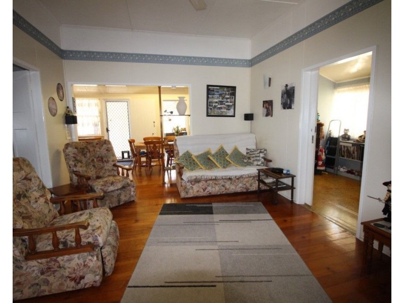 15 Crescent Street, Armstrong Beach QLD 4737