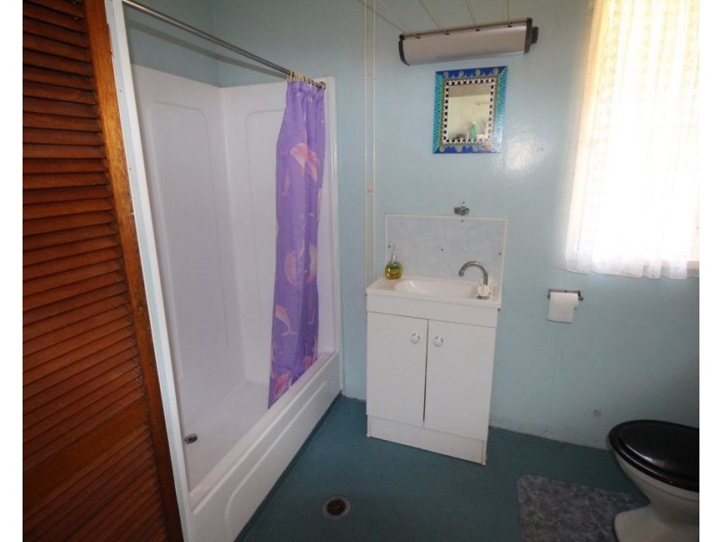 15 Crescent Street, Armstrong Beach QLD 4737