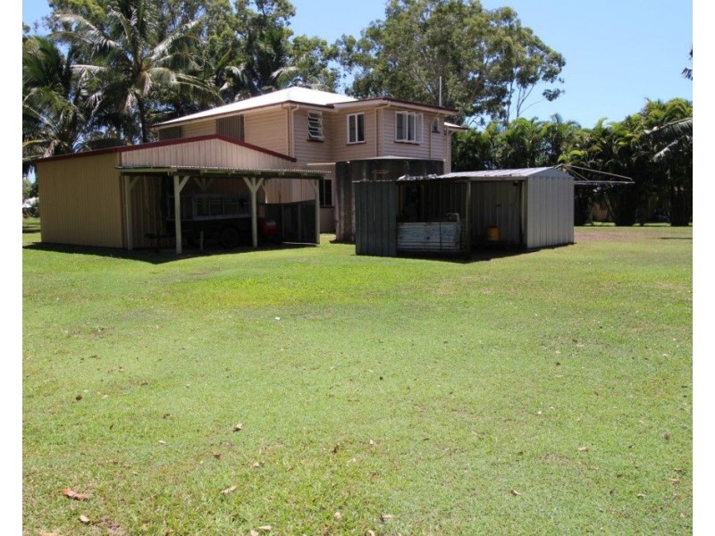 15 Crescent Street, Armstrong Beach QLD 4737