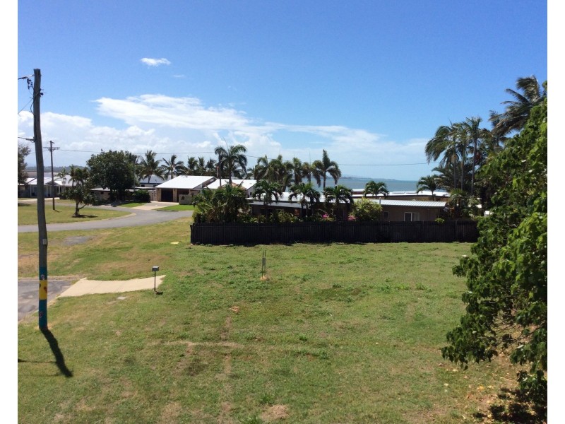 3A GANNET Street, Slade Point QLD 4740