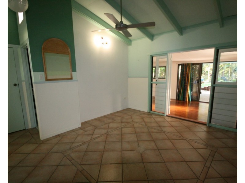 15 Windsor Drive, Hay Point QLD 4740