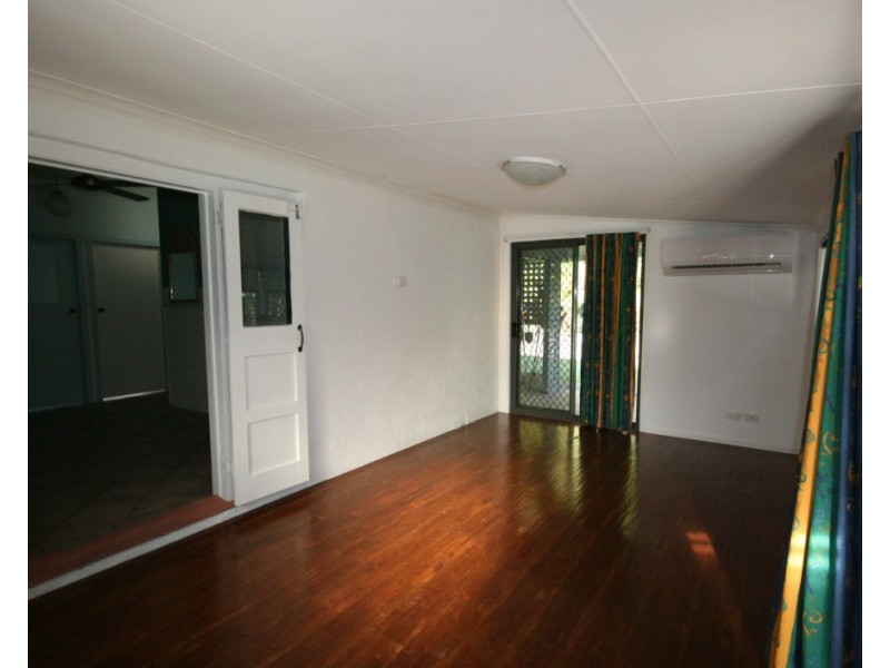 15 Windsor Drive, Hay Point QLD 4740