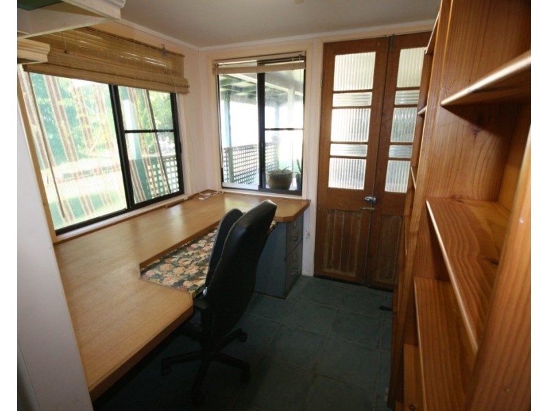 15 Windsor Drive, Hay Point QLD 4740