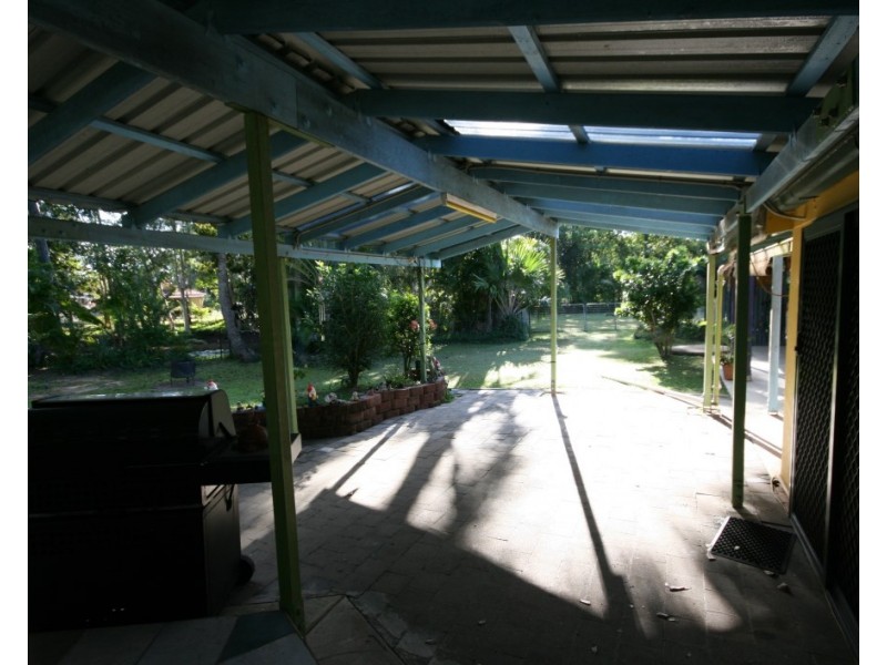 15 Windsor Drive, Hay Point QLD 4740