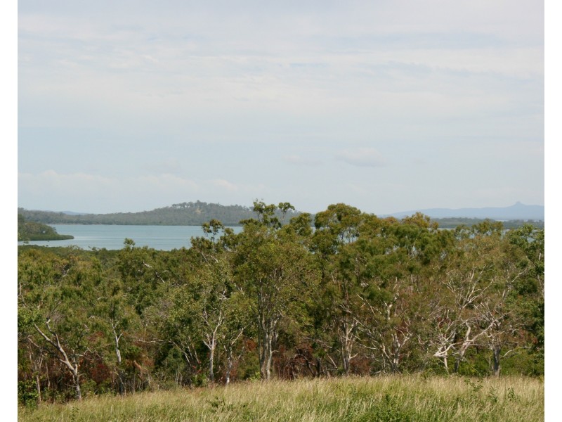 896 Sarina Beach Road, Sarina Beach QLD 4737