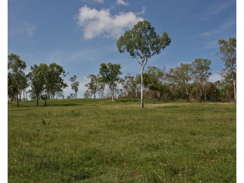 896 Sarina Beach Road, Sarina Beach QLD 4737