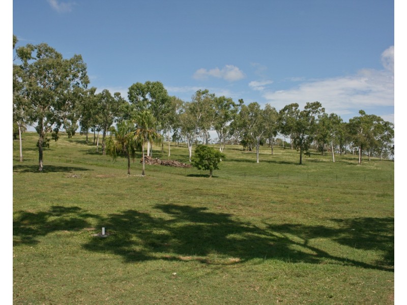 896 Sarina Beach Road, Sarina Beach QLD 4737