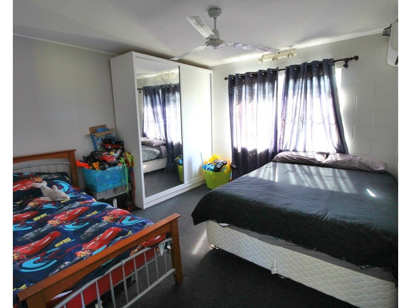 34 Perry Road, Sarina QLD 4737