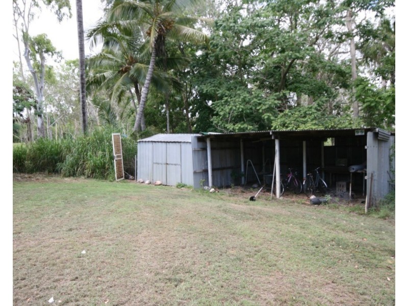 11 Theresa Court, Armstrong Beach QLD 4737