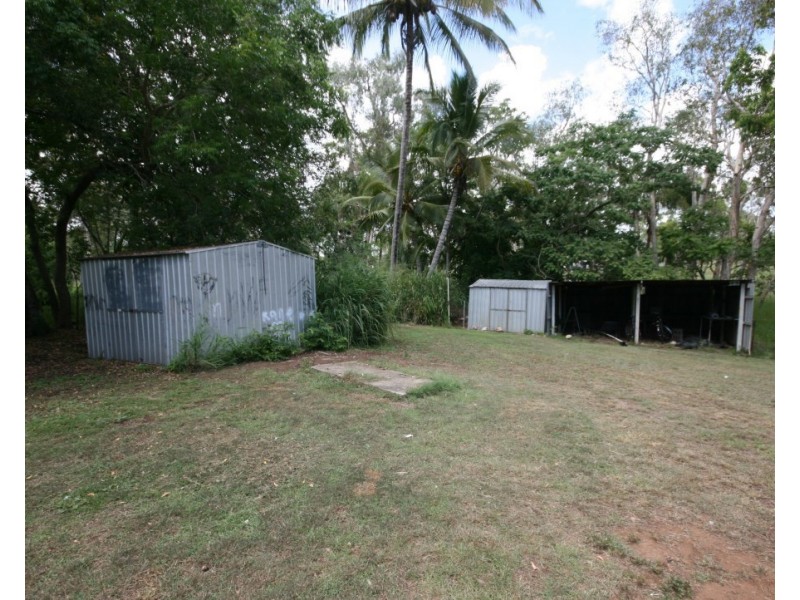 11 Theresa Court, Armstrong Beach QLD 4737