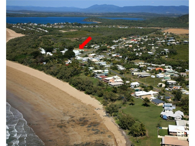 4/5 Campwin Beach Road, Campwin Beach QLD 4737