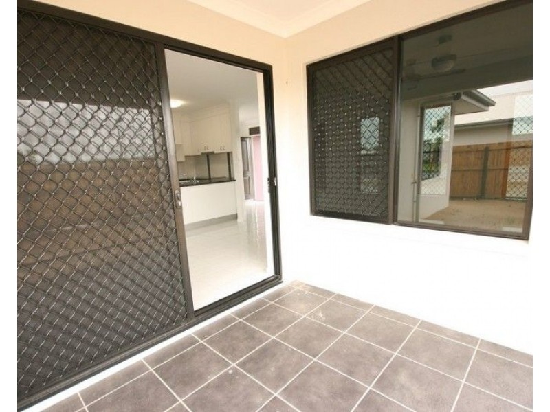 2 Ocean Court, Sarina QLD 4737