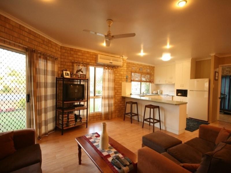 14 McCarthy Street, Hay Point QLD 4740