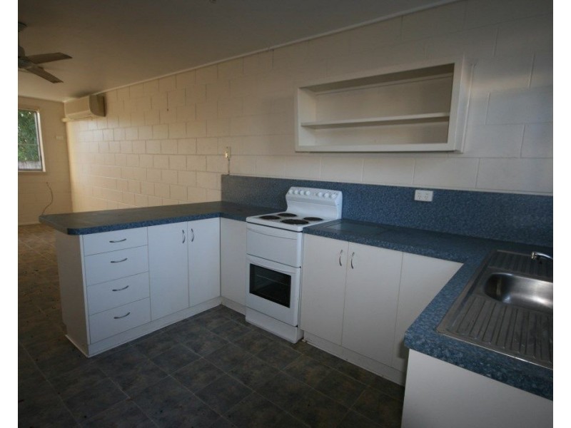 5/45 Beach Road, Sarina QLD 4737