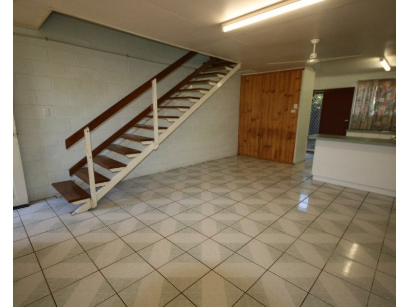 5/45 Beach Road, Sarina QLD 4737