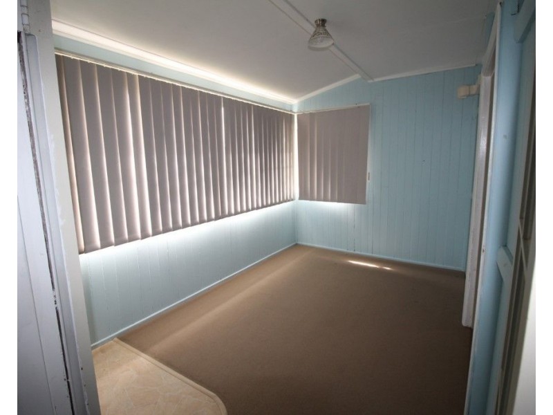 12 Webb Road, Sarina QLD 4737