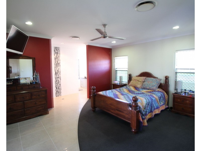 44 Johnson Road, Sarina QLD 4737