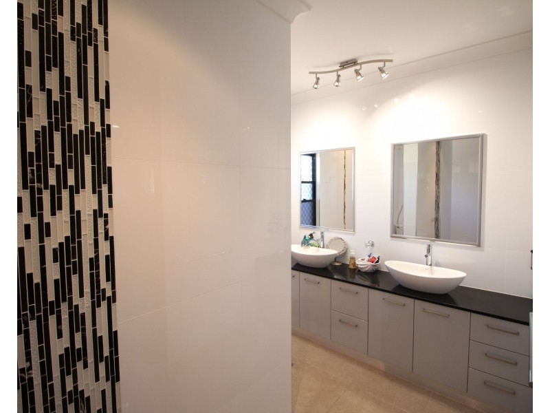 44 Johnson Road, Sarina QLD 4737