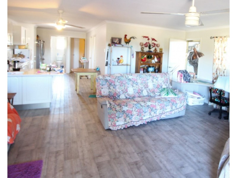 44 Johnson Road, Sarina QLD 4737