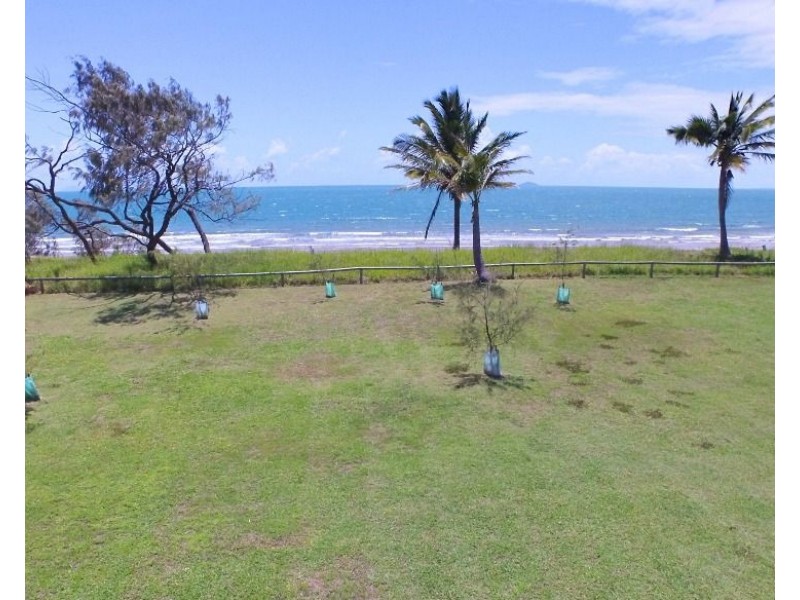 26 Owen Jenkins Drive, Sarina Beach QLD 4737