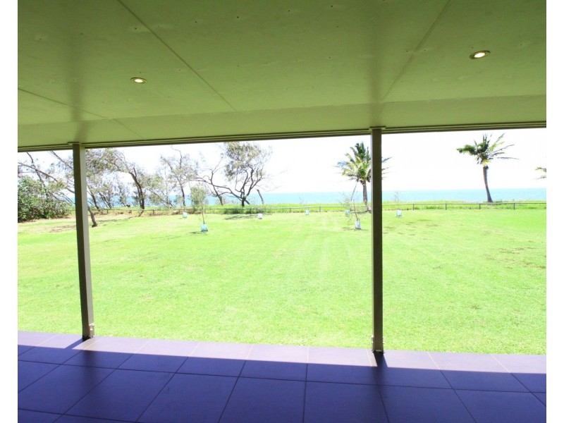 26 Owen Jenkins Drive, Sarina Beach QLD 4737