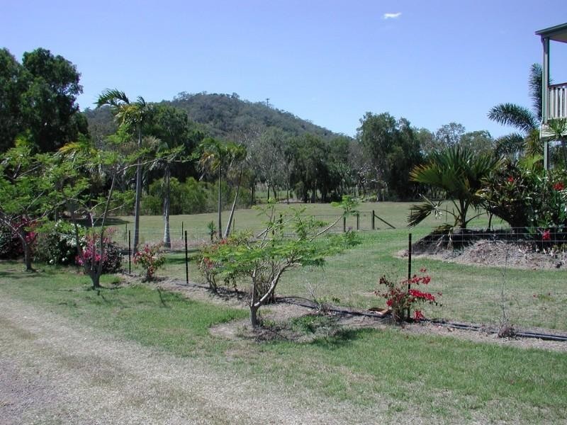 10 Wrights Road, Grasstree Beach QLD 4740