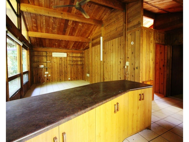 1 Kataryn Avenue, Grasstree Beach QLD 4740