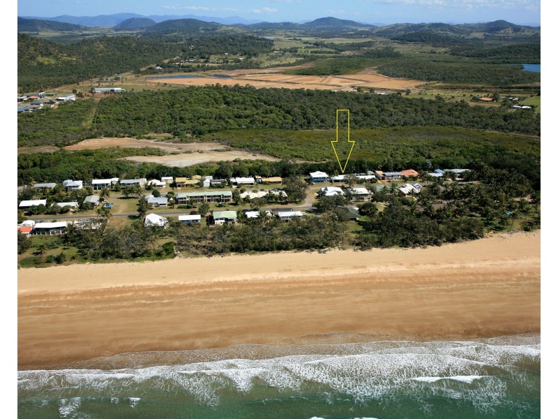 33 Poole Street, Sarina Beach QLD 4737