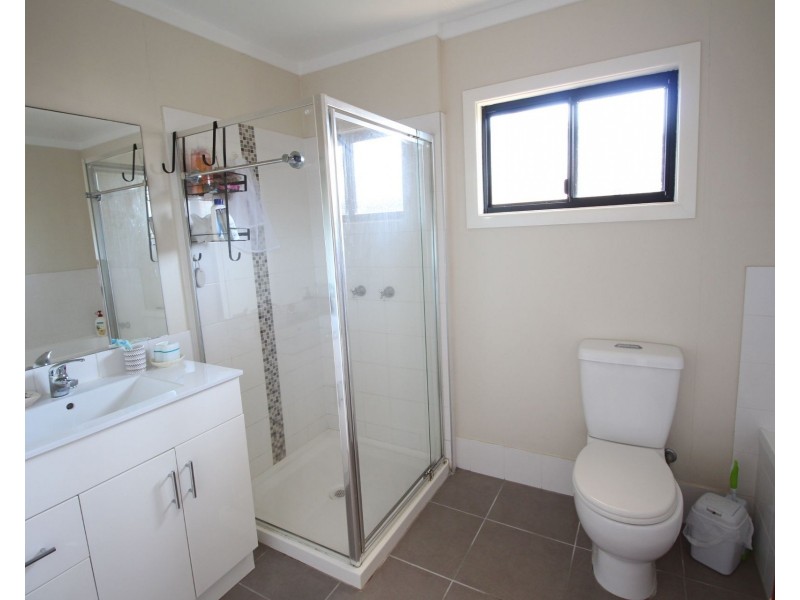 33 Poole Street, Sarina Beach QLD 4737