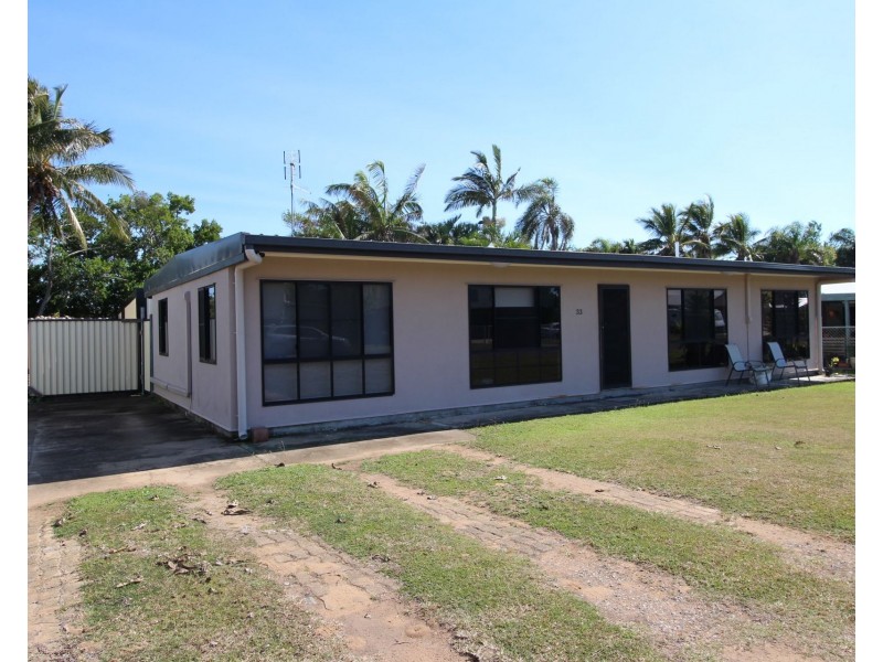33 Poole Street, Sarina Beach QLD 4737