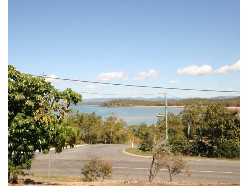 20 Pop Petersen, Sarina Beach QLD 4737