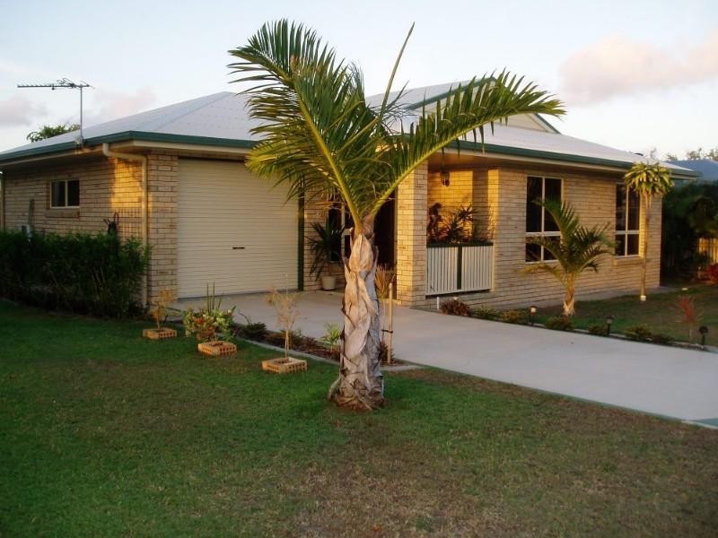 4 Michelle Court, Hay Point QLD 4740