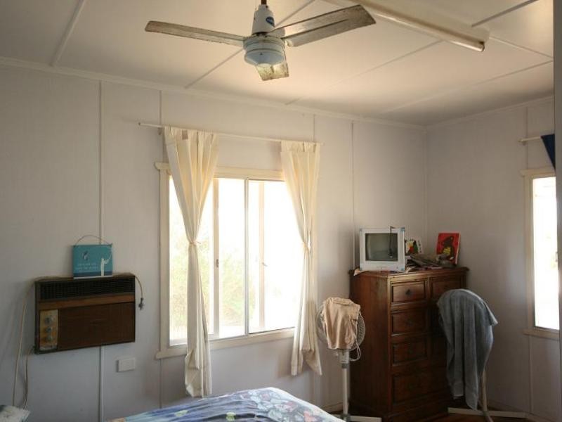 24 Coast Road, Sarina QLD 4737