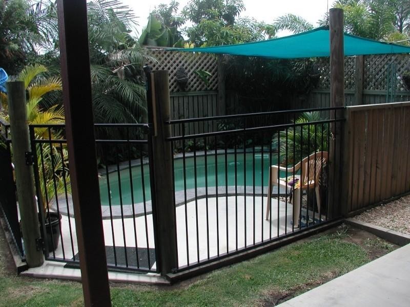 4 Campbell Street, Sarina QLD 4737