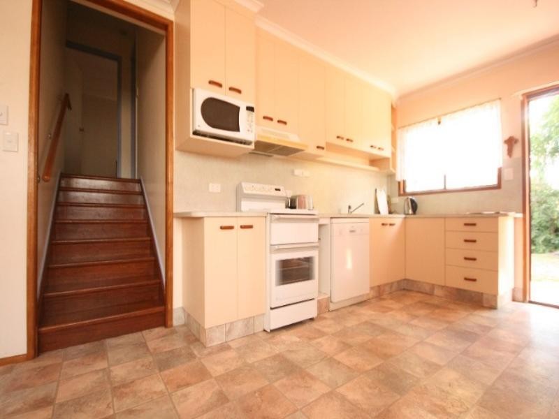 5 Coast Road, Sarina Beach QLD 4737