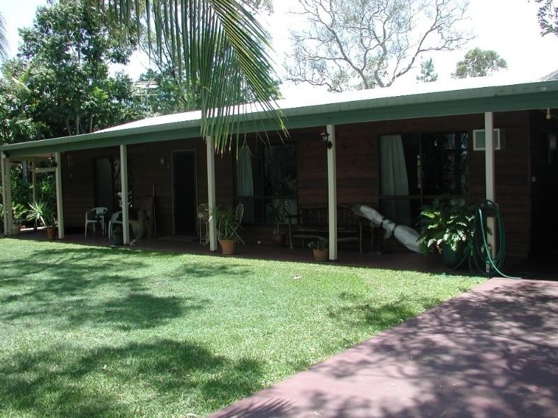 17 John Pitchers Road, Sarina QLD 4737