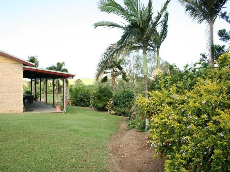 17 Coleshill Drive, Sarina QLD 4737