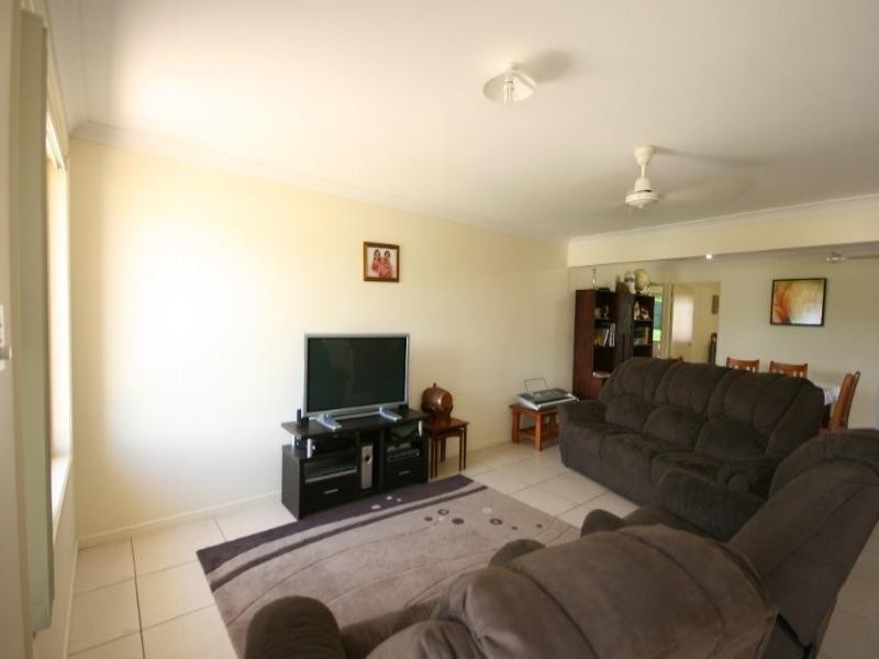 28 Jackson Street, Sarina QLD 4737