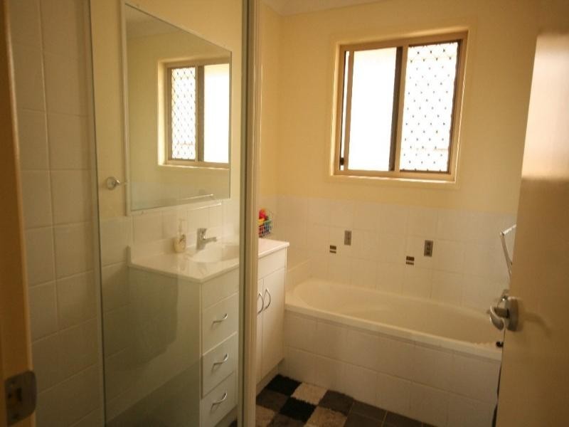 28 Jackson Street, Sarina QLD 4737